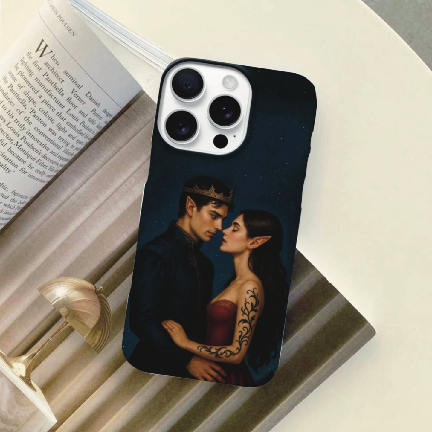 ACOTAR Feyre and Rhysand Phone Case – Stylish Protection for Book Lovers